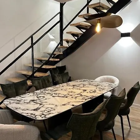 T5 Duplex Neuf 5 Diamants Plein Centre 10 Personnes * Saint-Lary-Soulan